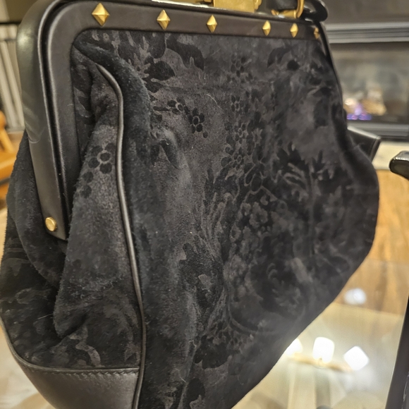 Gucci Black and Gold Satchel - Picture 5 of 16